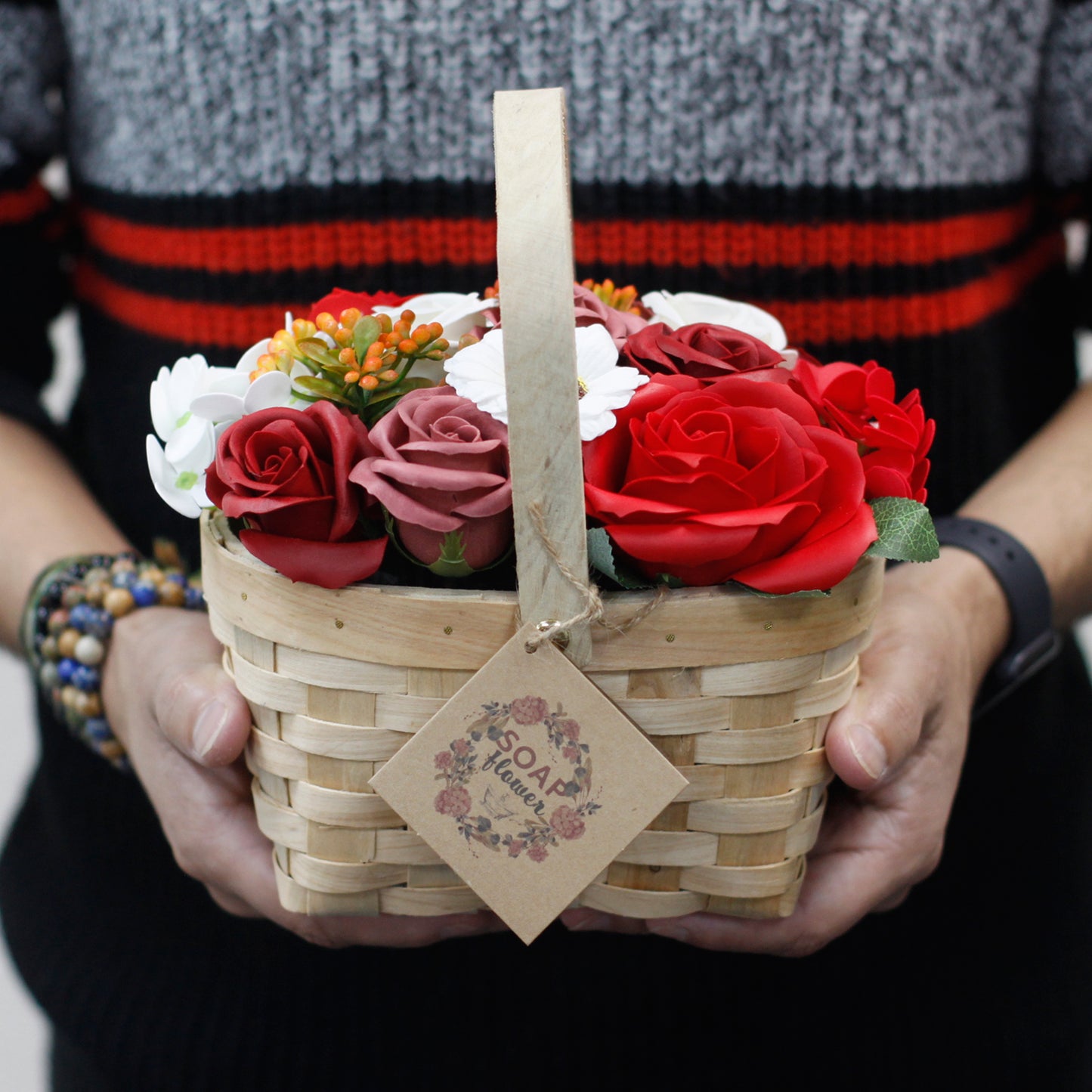 Buchet Mare de Flori in Cos de Rachita