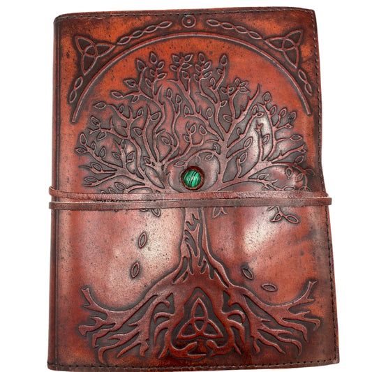 Agendă din piele cu piatră decorativă și simbolul Arborelui Vieții, 160 de pagini liniate și dimensiunea de 16 × 20 cm – Cotomag