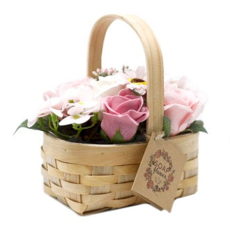 Buchet Mediu de Flori Roz in Cos de Rachita