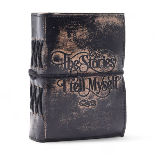 Agendă din piele vintage „The Stories I Tell Myself”, cu 200 de pagini cu margini neregulate, format compact 13 × 10 cm și coperți cusute manual – Cotomag